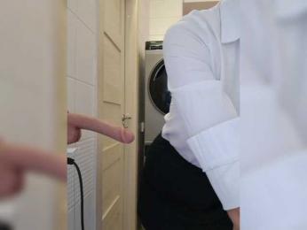 Young-MILF webcam model stream image