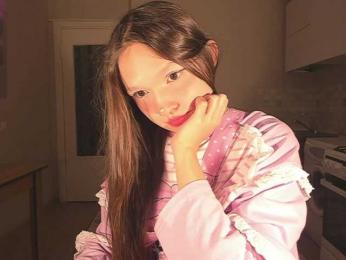 CuteLolly webcam model stream image