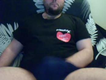 Bebeast webcam model stream image