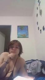 LauraRaven webcam model stream image