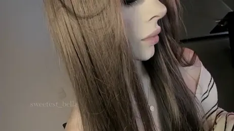 sweetest_bella webcam stripchat model stream image