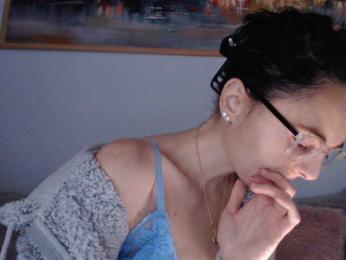 cleophee webcam model stream image