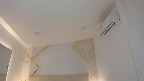 Nioki_ webcam model stream image