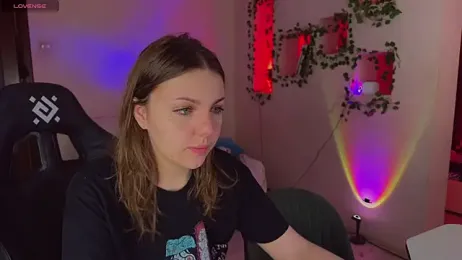 RobertAndLinela webcam model stream image