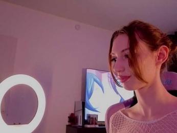 elfinvibes webcam model stream image