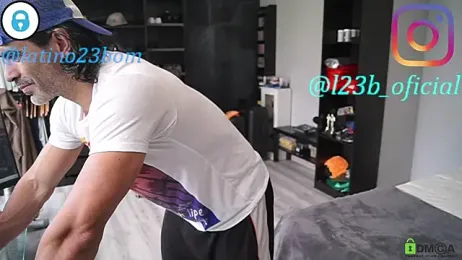 latinoo23bom webcam model stream image