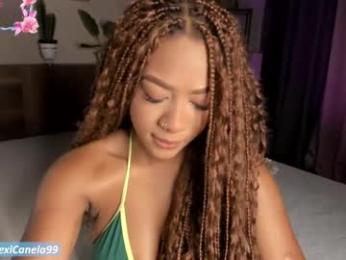 sexicanela99 webcam model stream image