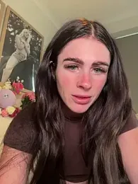 aus_queen webcam model stream image