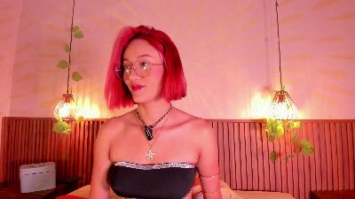 daphne_courtis webcam cam4 model stream image