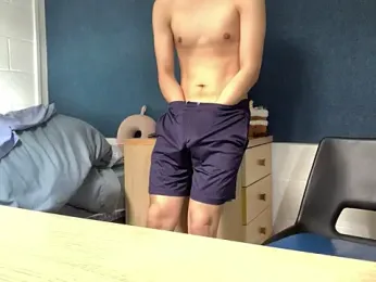 hoppyhops webcam stripchat model stream image