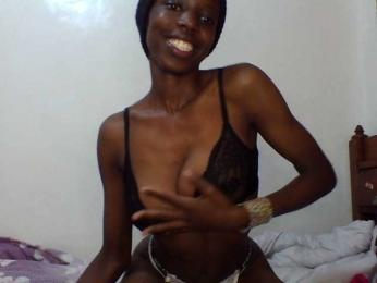 Sexxybellah6 webcam bongacams model stream image