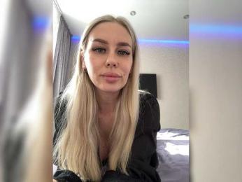 -Estonia- webcam bongacams model stream image