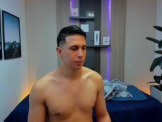 Alan & Kevin webcam model stream image