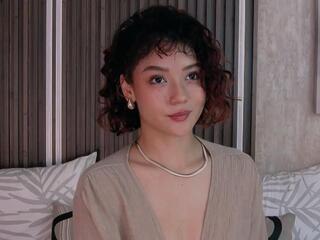 Lucia Saanvi webcam model stream image