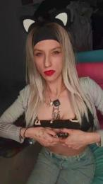 Badgirl91919 webcam model stream image