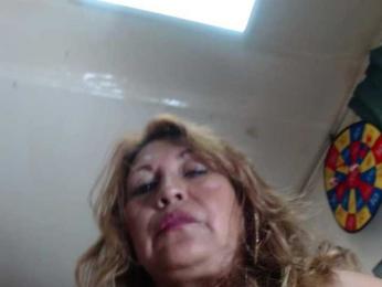 Kazsandra webcam model stream image