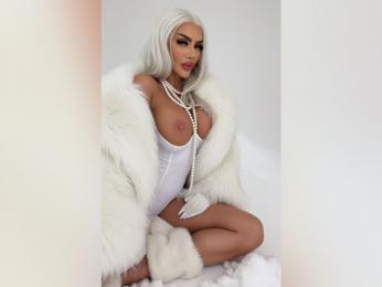 Demi webcam model stream image