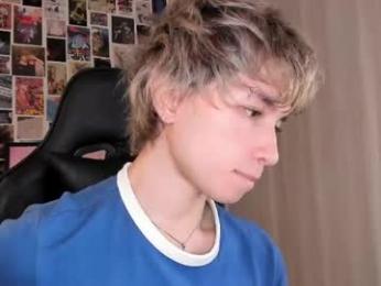 liamelf webcam chaturbate model stream image