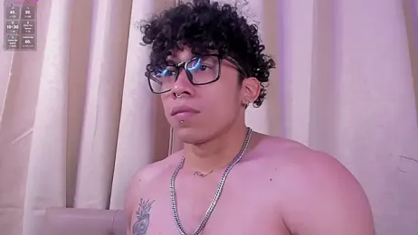 AkazaBoy_ webcam model stream image