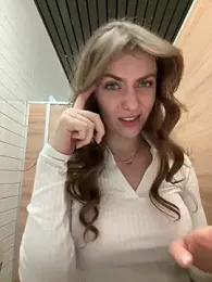 MariiD webcam model stream image