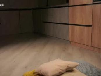 viviangood webcam model stream image
