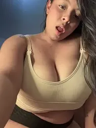 RsellAmb webcam model stream image