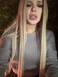 AlyssaFoxx_ webcam model stream image