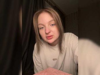 Feezkaaaa webcam model stream image