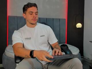 Liam Walker webcam flirt4free model stream image