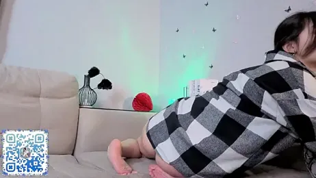 LuciKardos webcam model stream image