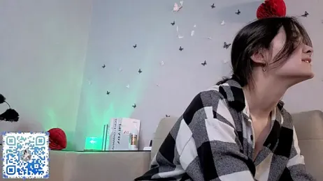 LuciKardos webcam model stream image