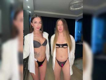 -Monic- webcam model stream image