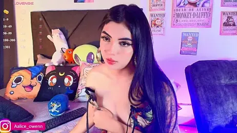 Aliceowenn webcam stripchat model stream image