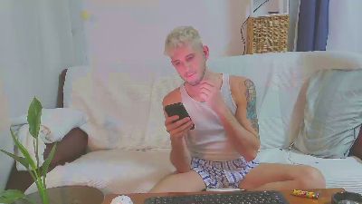 guapotravieso19 webcam model stream image