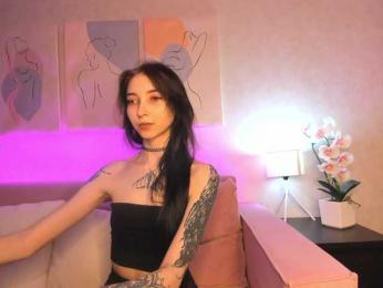 Ellen-Hops webcam model stream image
