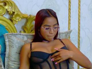 Lucy Leah webcam flirt4free model stream image