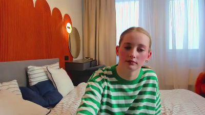 NellaRollinson webcam cam4 model stream image