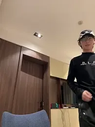 1a1a1alll webcam stripchat model stream image