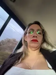 Gatitacarlita webcam stripchat model stream image