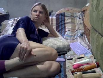 ptichka38 webcam model stream image