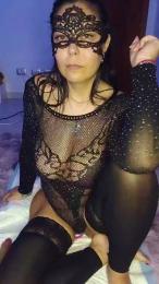 Adelaide986 webcam model stream image