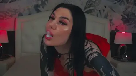 MaeveMoon webcam stripchat model stream image