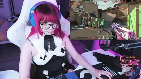 Yumi_Youkai webcam stripchat model stream image