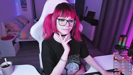 Yumi_Youkai webcam stripchat model stream image