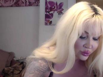 ElyinkPornsta webcam bongacams model stream image