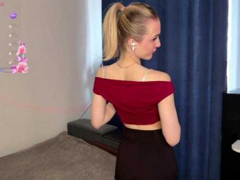 SweetiLun1 webcam bongacams model stream image