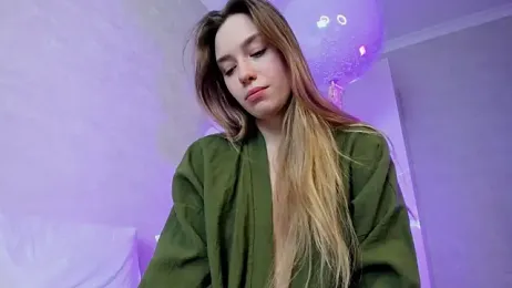 LiraHoney webcam model stream image