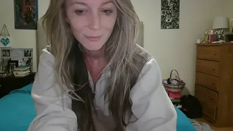 Heyitsmee33 webcam model stream image