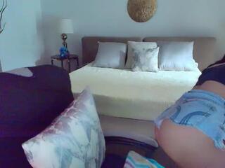 Colombian Mariana webcam model stream image