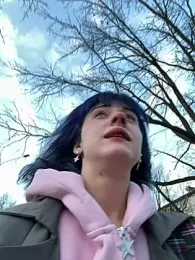 Only_April webcam model stream image